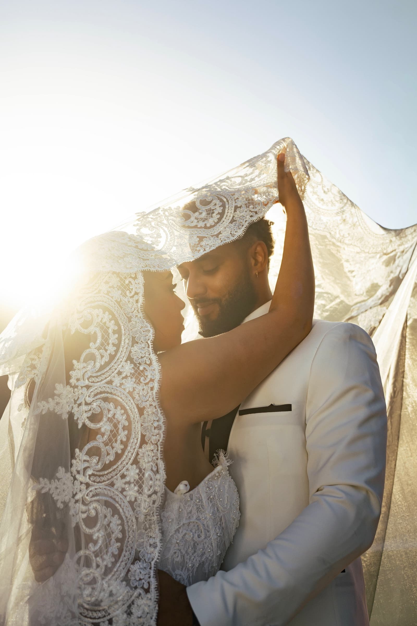 Portrait de couple le jour du mariage